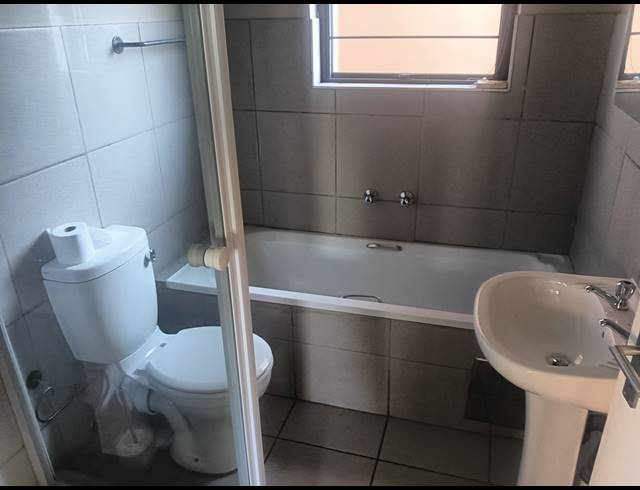 2 BEDROOM SECTIONAL TITLE FOR SALE IN RAVENSWOOD